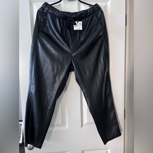 Zara Barrel Style Faux Leather Joggers - Picture 1 of 3